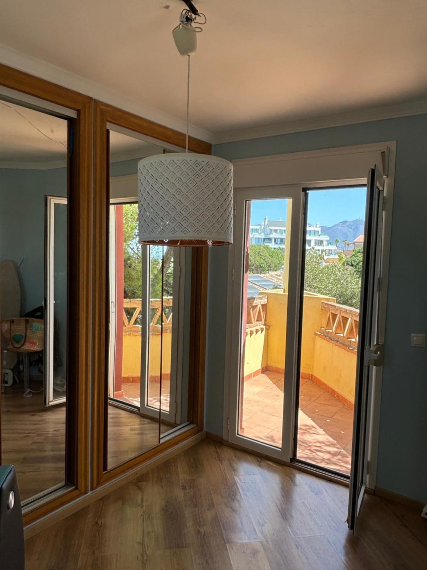 Luxury 5 Min To The With Sea View And Private Pool Fuengirola
